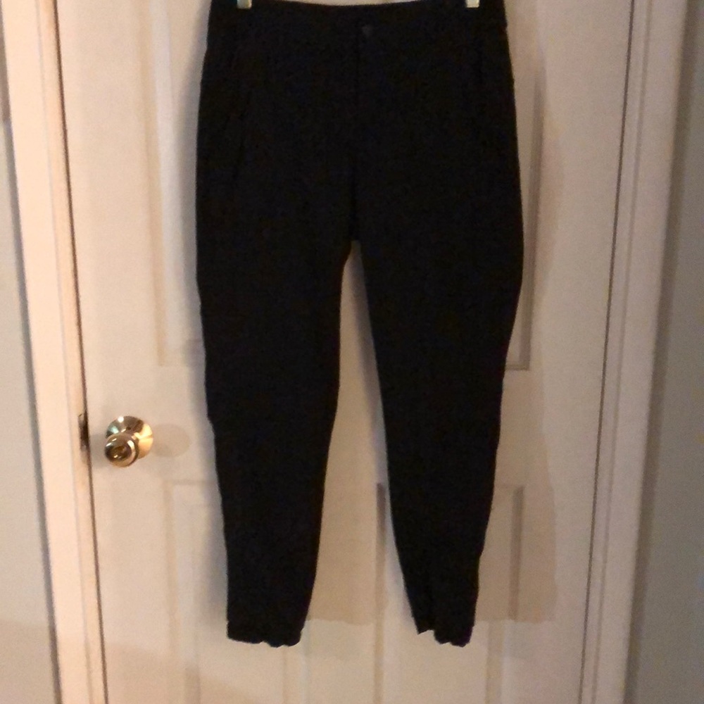 Athleta black ankle length pants